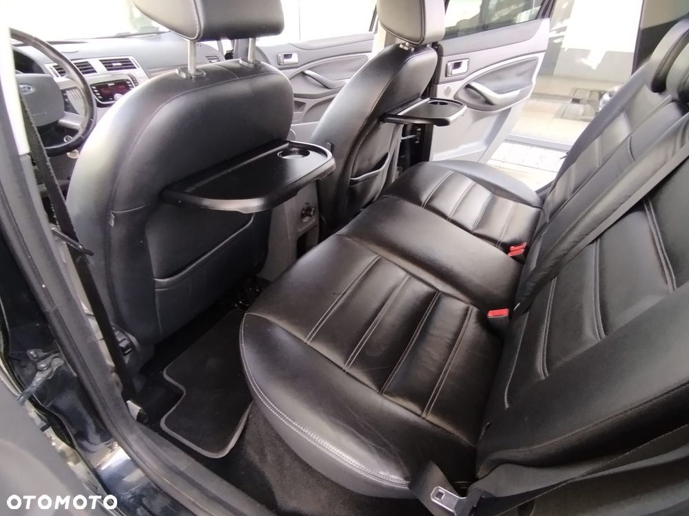 Ford Kuga 2.0 TDCi Titanium - 10