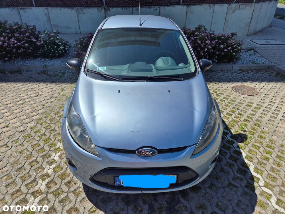 Ford Fiesta 1.6 TDCi DPF Titanium - 8