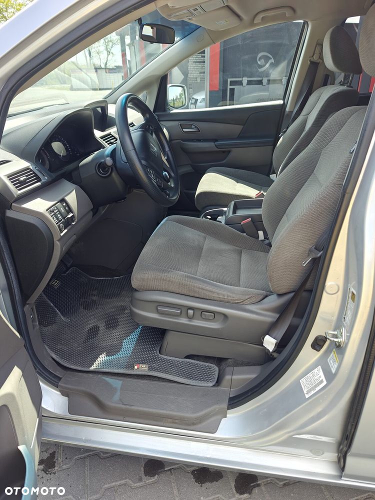 Honda Odyssey 3.5 EX - 24