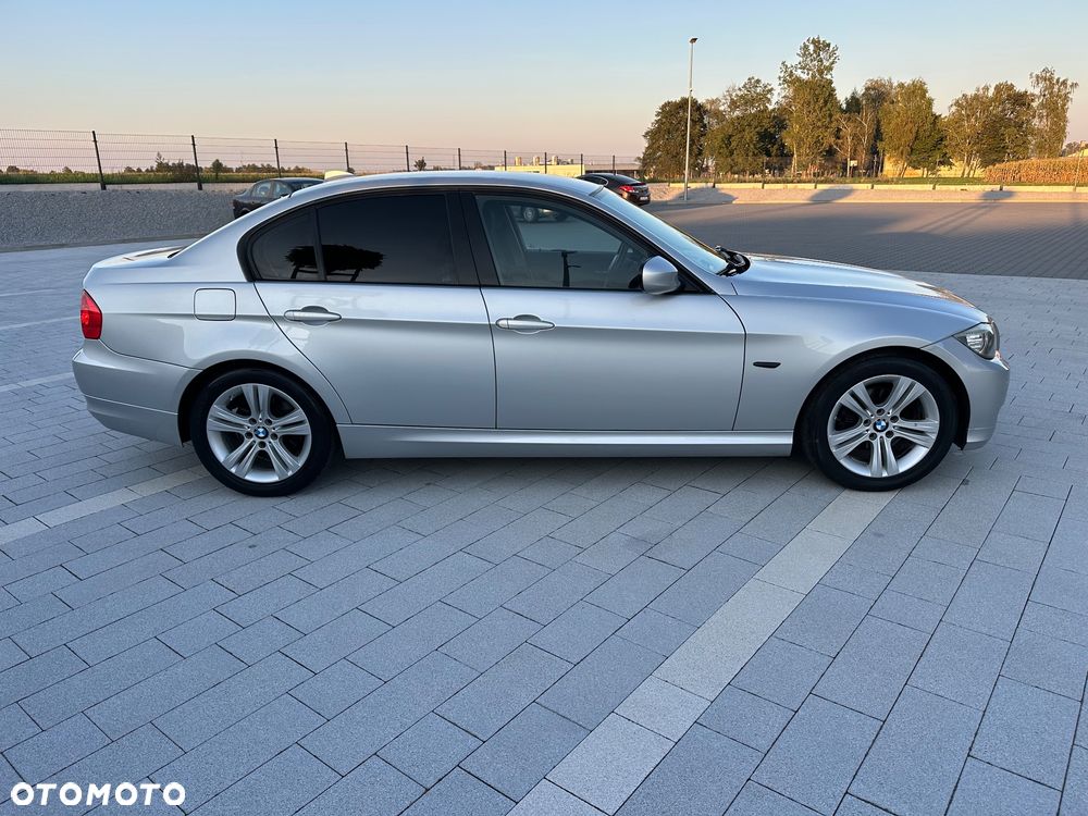BMW Seria 3 318d - 9