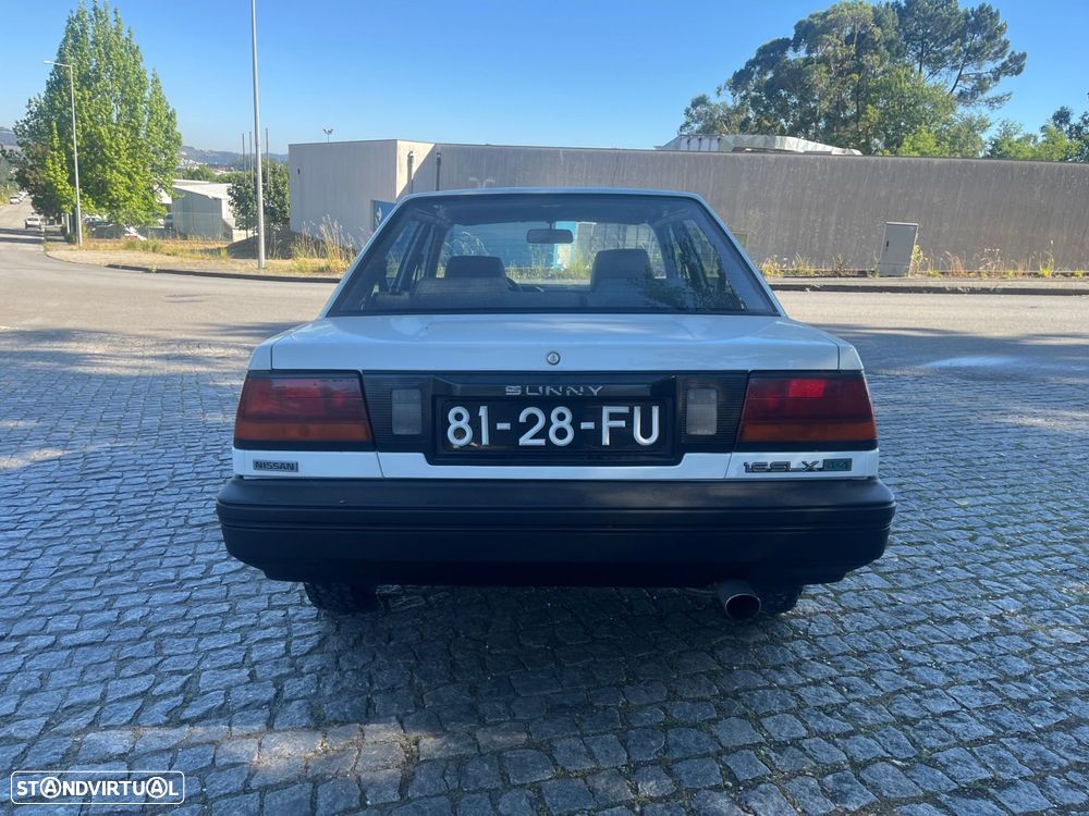 Nissan Sunny Sedan 1.6 SLX 4x4 - 5
