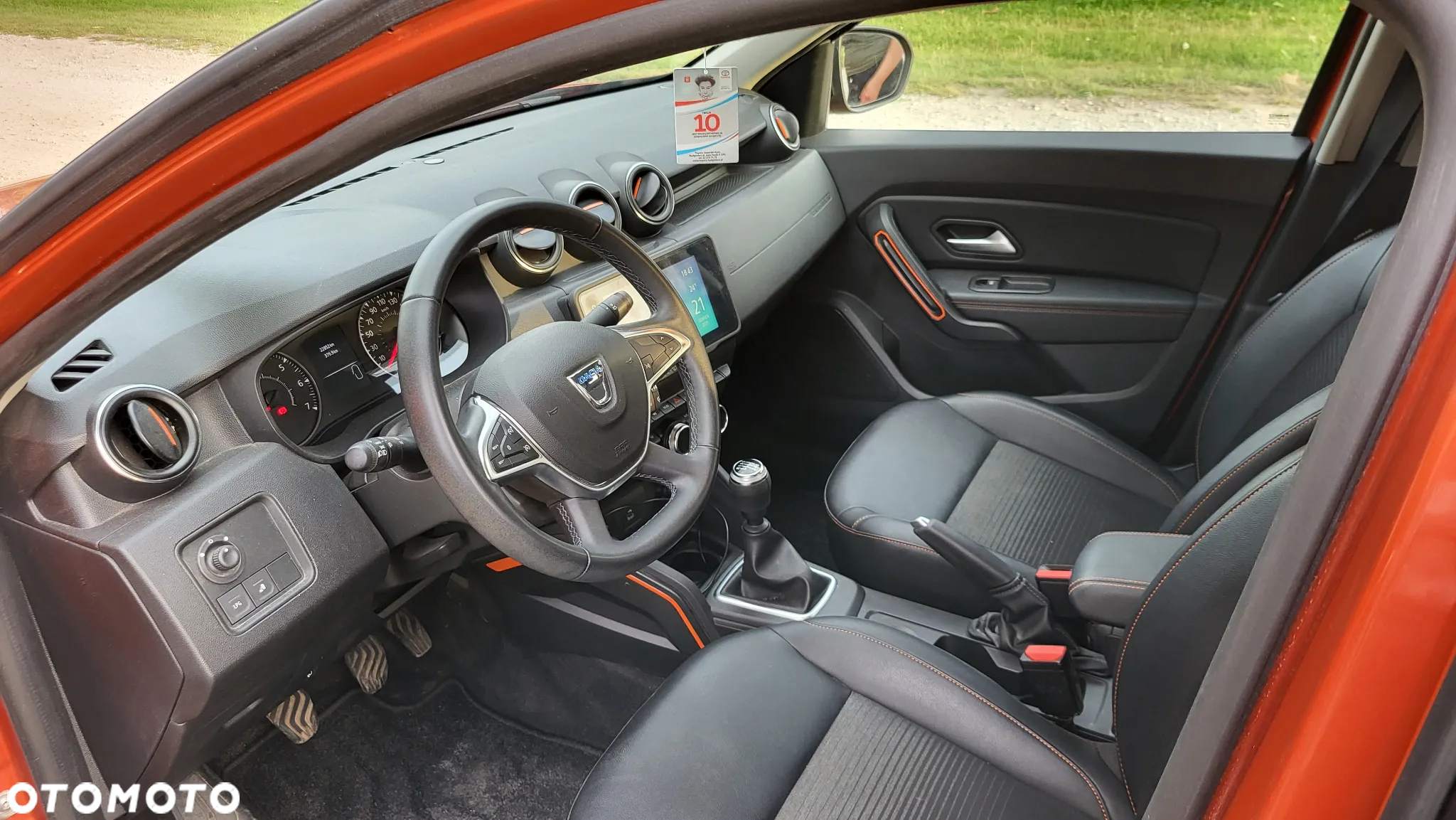 Dacia Duster 1.0 TCe SL Celebration - 4