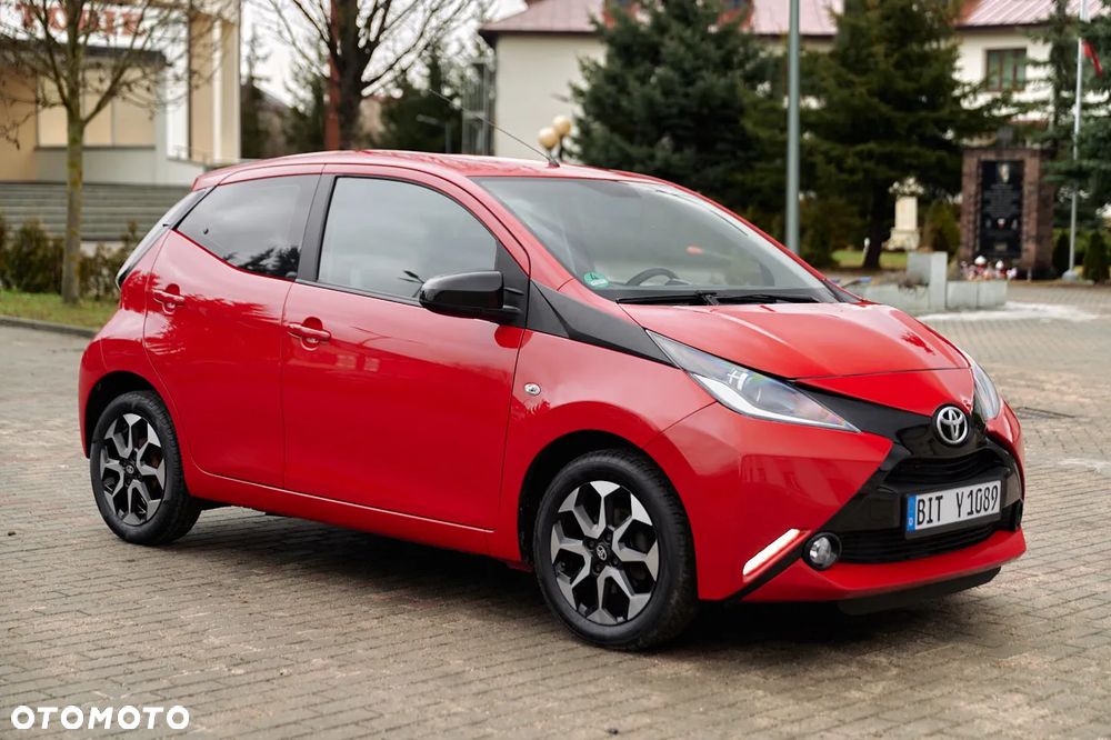 Toyota Aygo x-play Edition S+ - 17