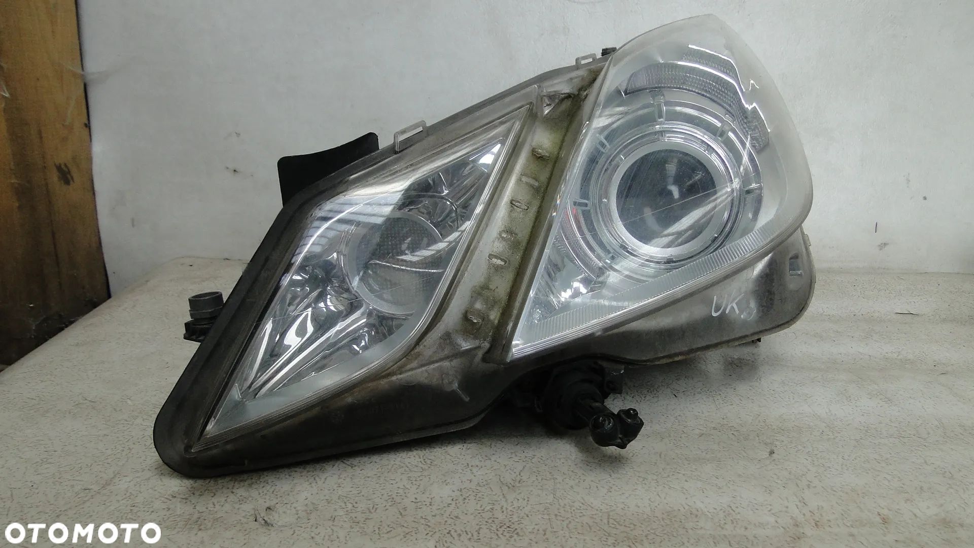 MERCEDES E-KLASA W207 COUPE LAMPA LEWA RPZÓD PRZEDNIA XENON KOMPLETNA - 1