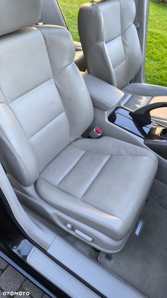 Honda Accord 2.2d Executive Nav+ACC - 11