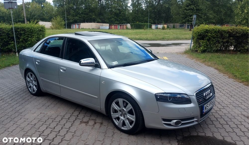 Audi A4 Limousine - 6