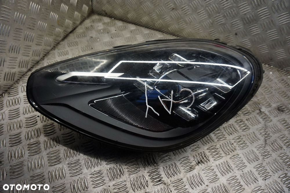 LAMPA PRZEDNIA LEWA CAYENNE II 92A 7P LIFT 7P5941035K  FULL LED MATRIX PORSCHE 2014-2017 - 2