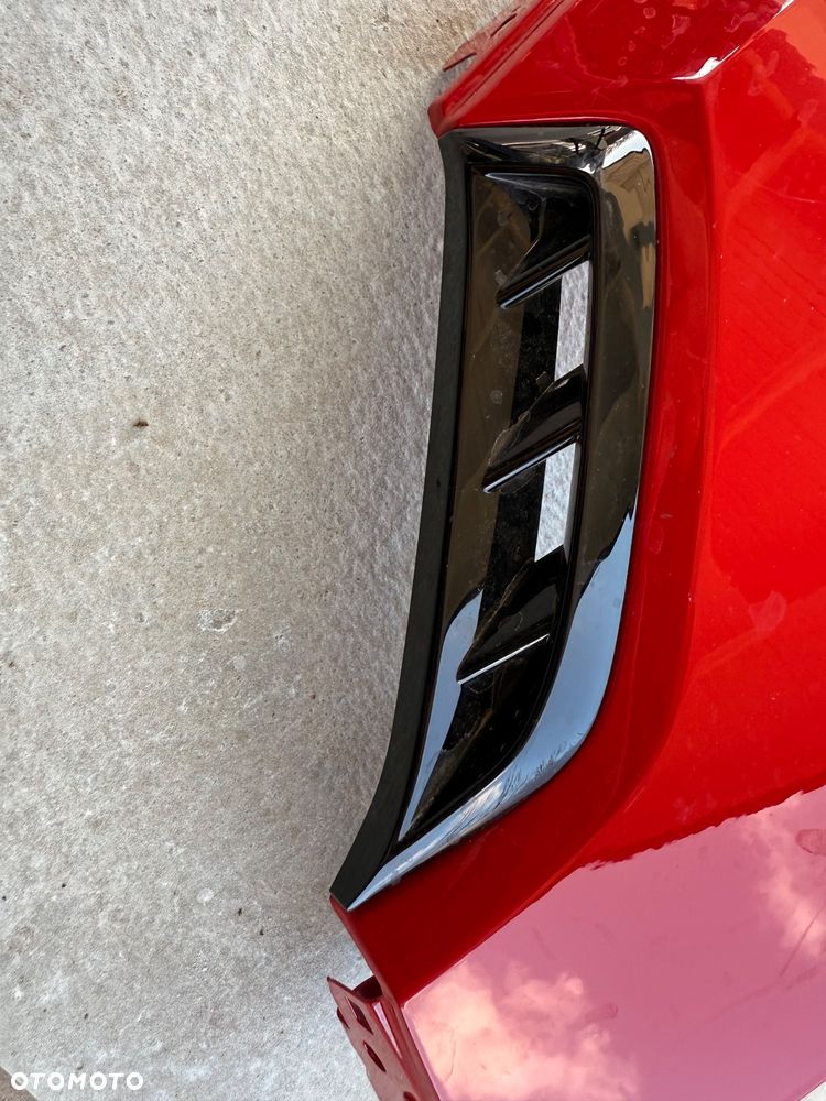 BŁOTNIK PRZEDNI  LEWY AUDI RS4 - 5