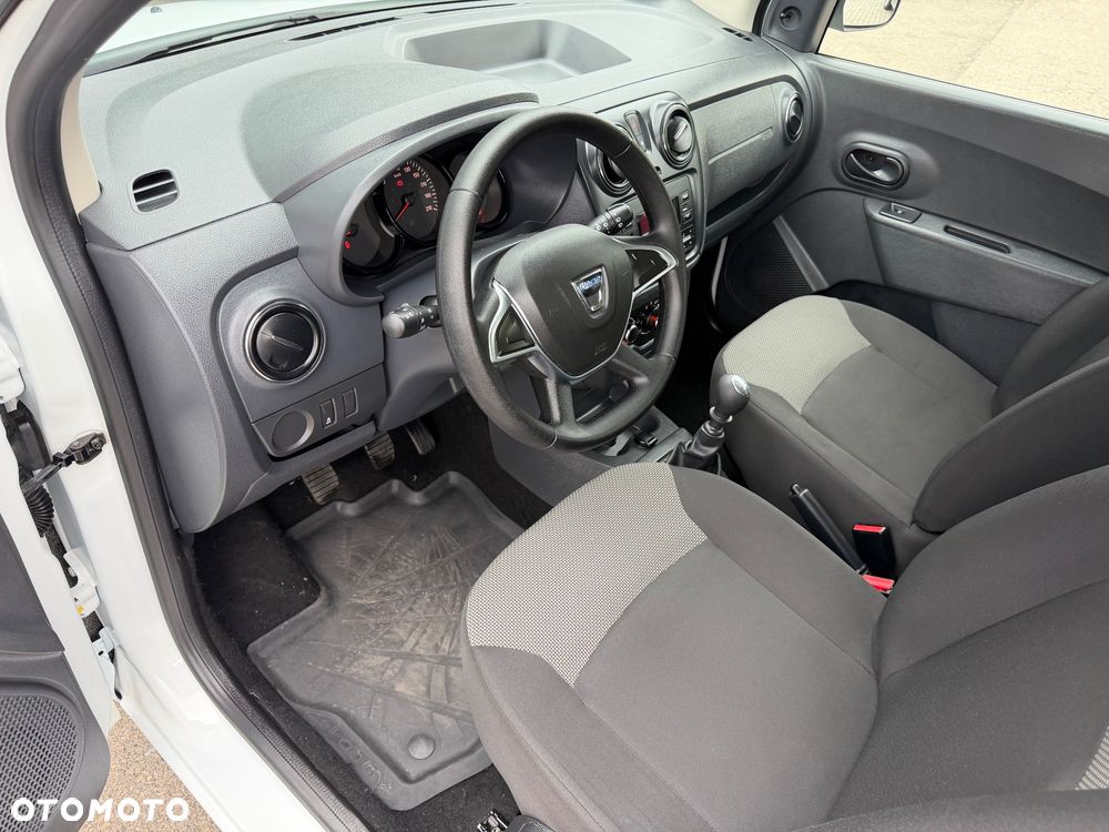 Dacia Lodgy 1.3 TCe Laureate S&S - 17