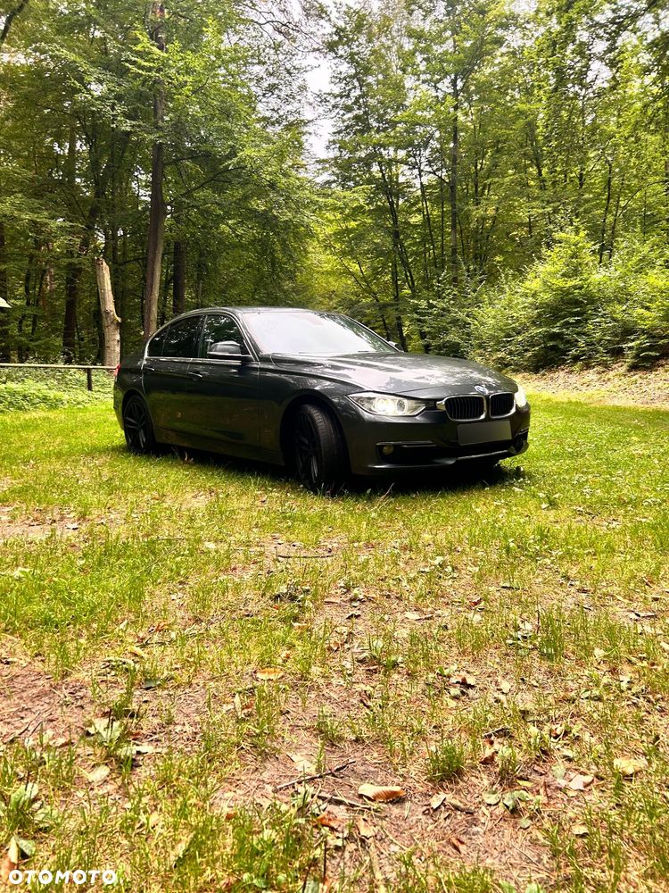 BMW Seria 3 335d xDrive Luxury Line - 1