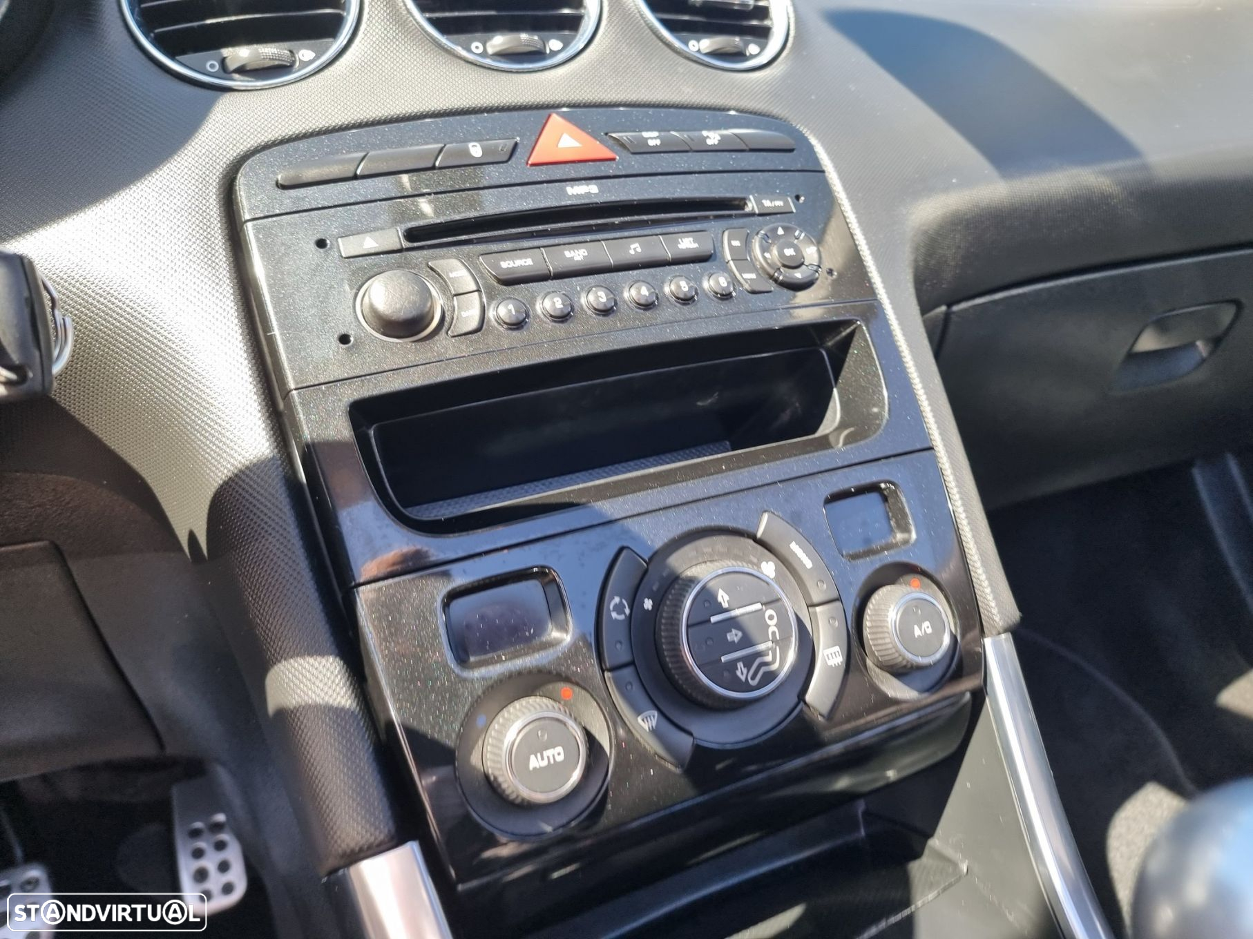 Peugeot 308 CC 2.0 HDi Sport - 12