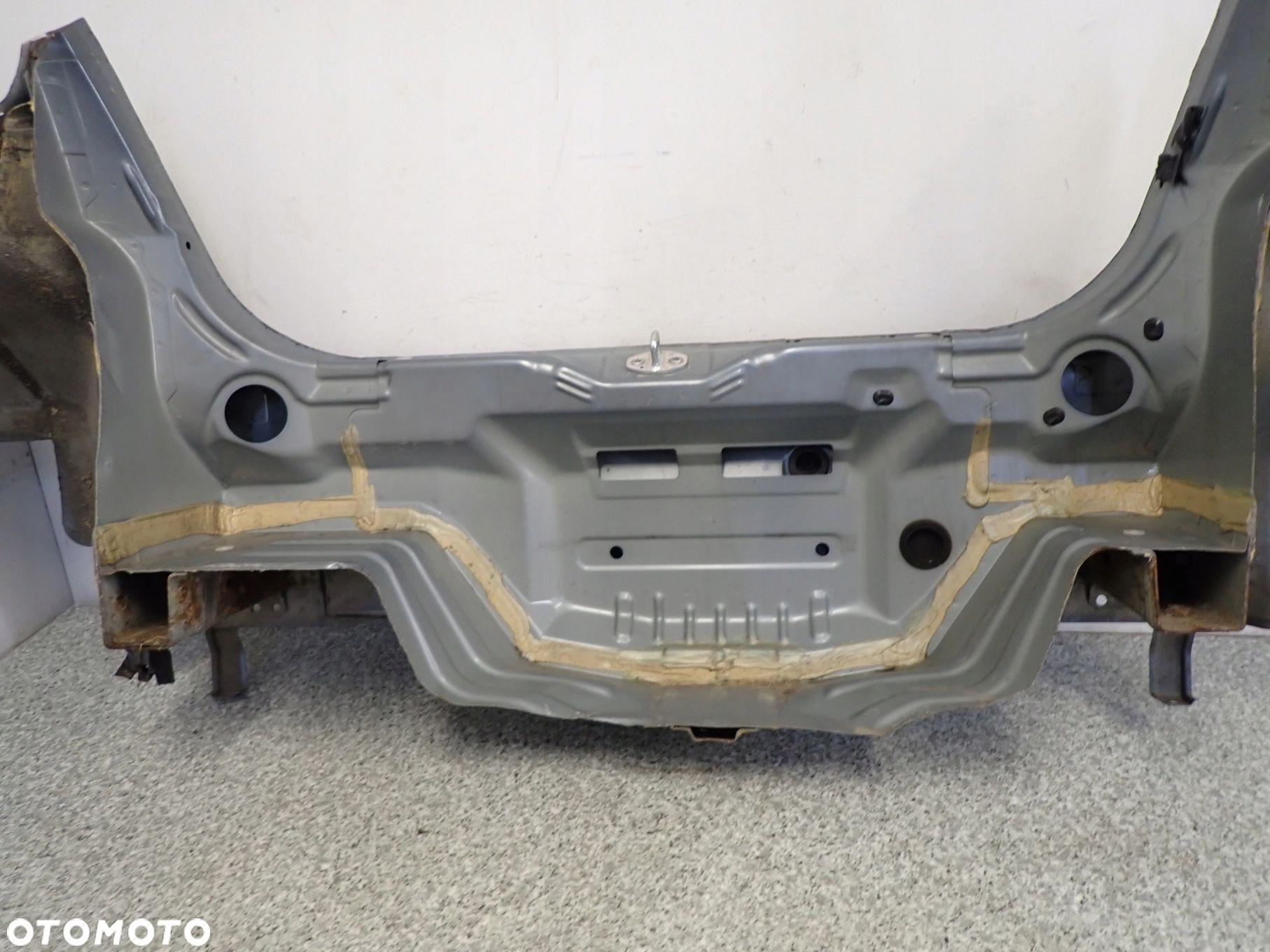 MITSUBISHI COLT 3d 09-12 PAS TYLNY B09 - 9