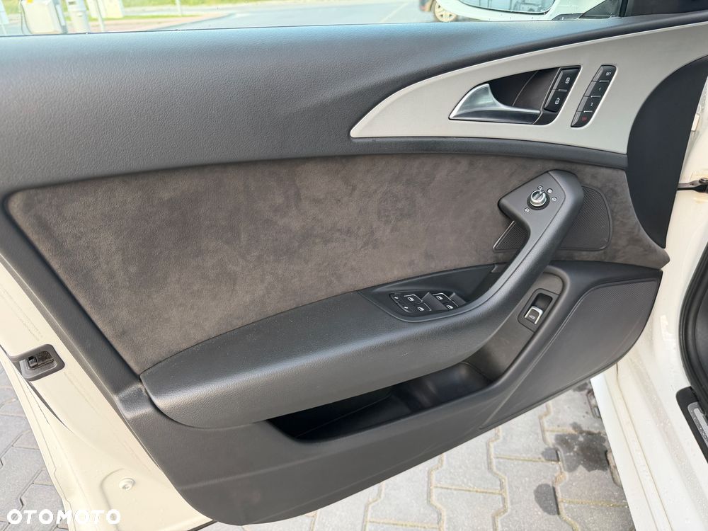 Audi A6 Avant - 16