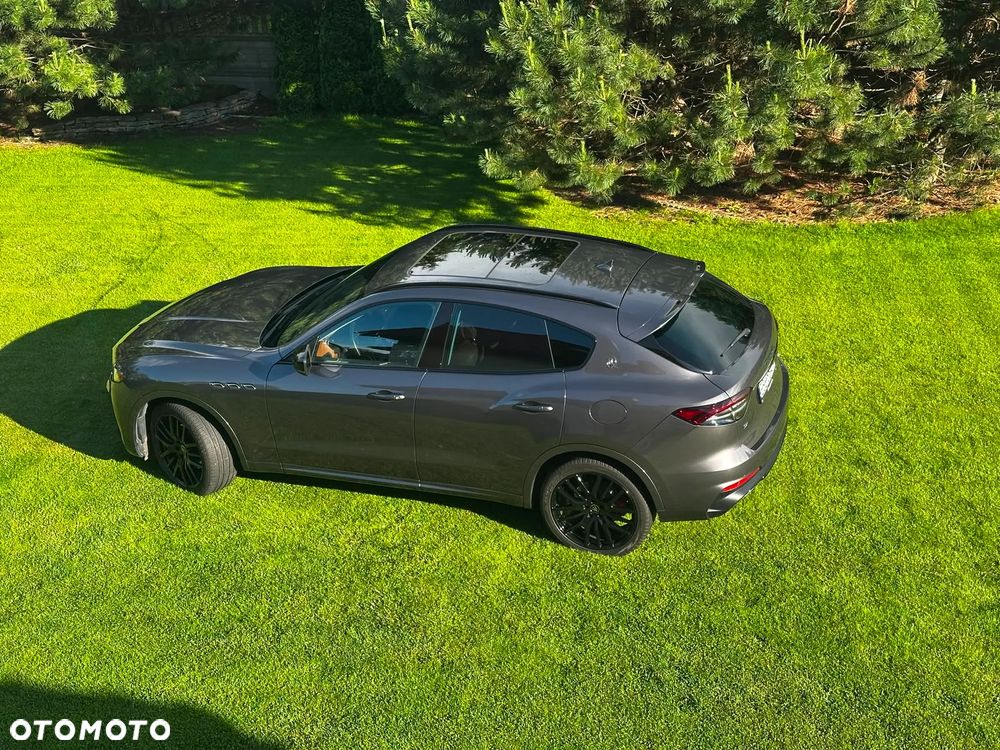 Maserati Levante - 2
