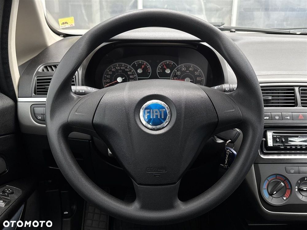 Fiat Grande Punto 1.4 8V Active - 16