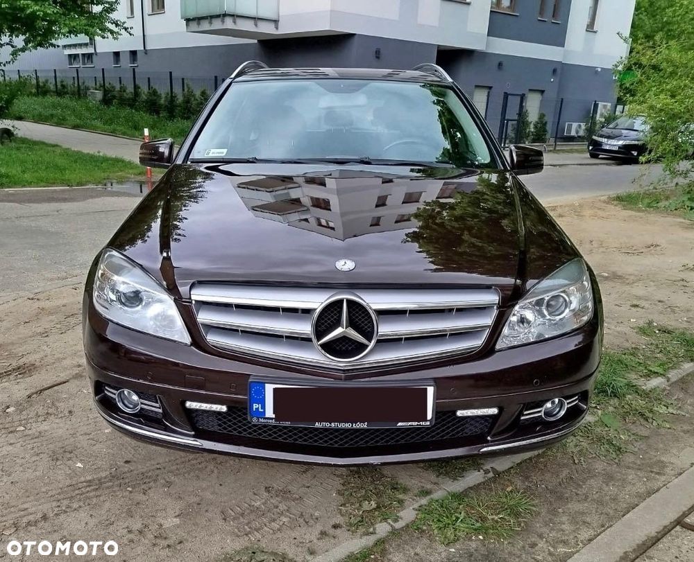 Mercedes-Benz Klasa C 220 CDI DPF Automatik BlueEFFICIENCY Avantgarde - 2