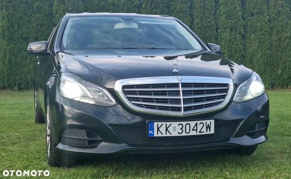Mercedes-Benz Klasa E 200 7G-TRONIC Elegance - 11