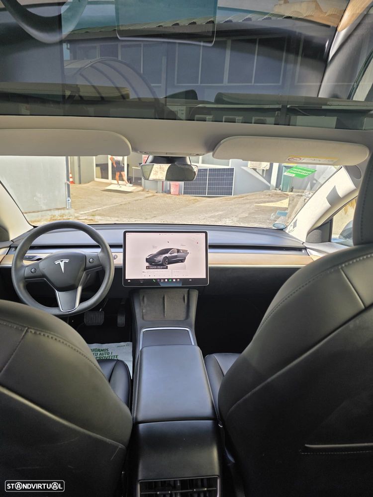 Tesla Model 3 - 15