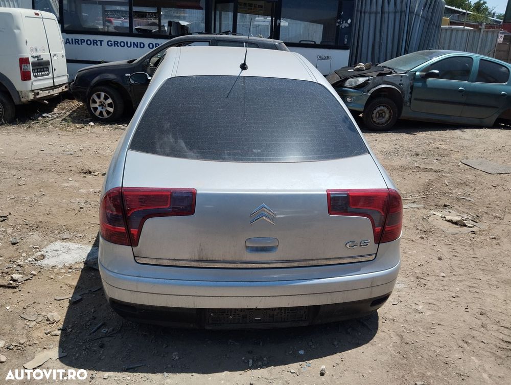Dezmembrari  Citroen C5 (DC, DE, RC, RE)  2001  > 2008 2.0 HDi (RERHR - 8