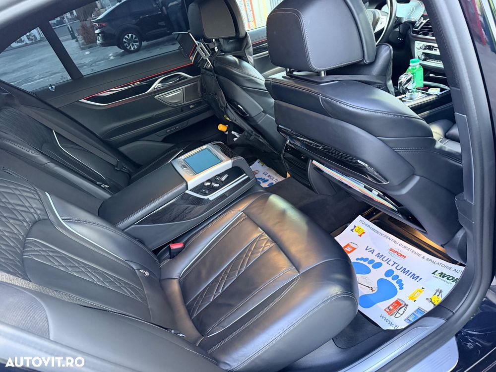 BMW Seria 7 - 24