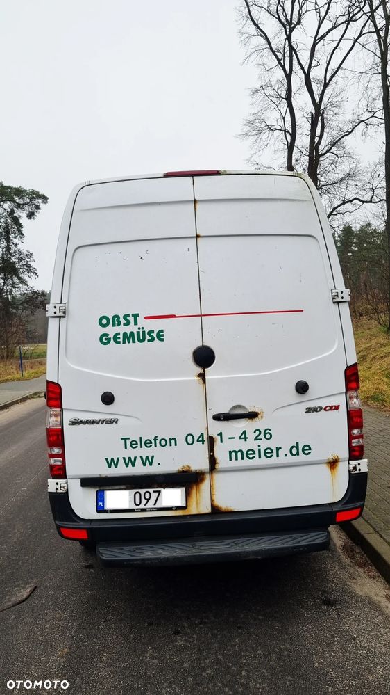 Mercedes-Benz Sprinter - 5
