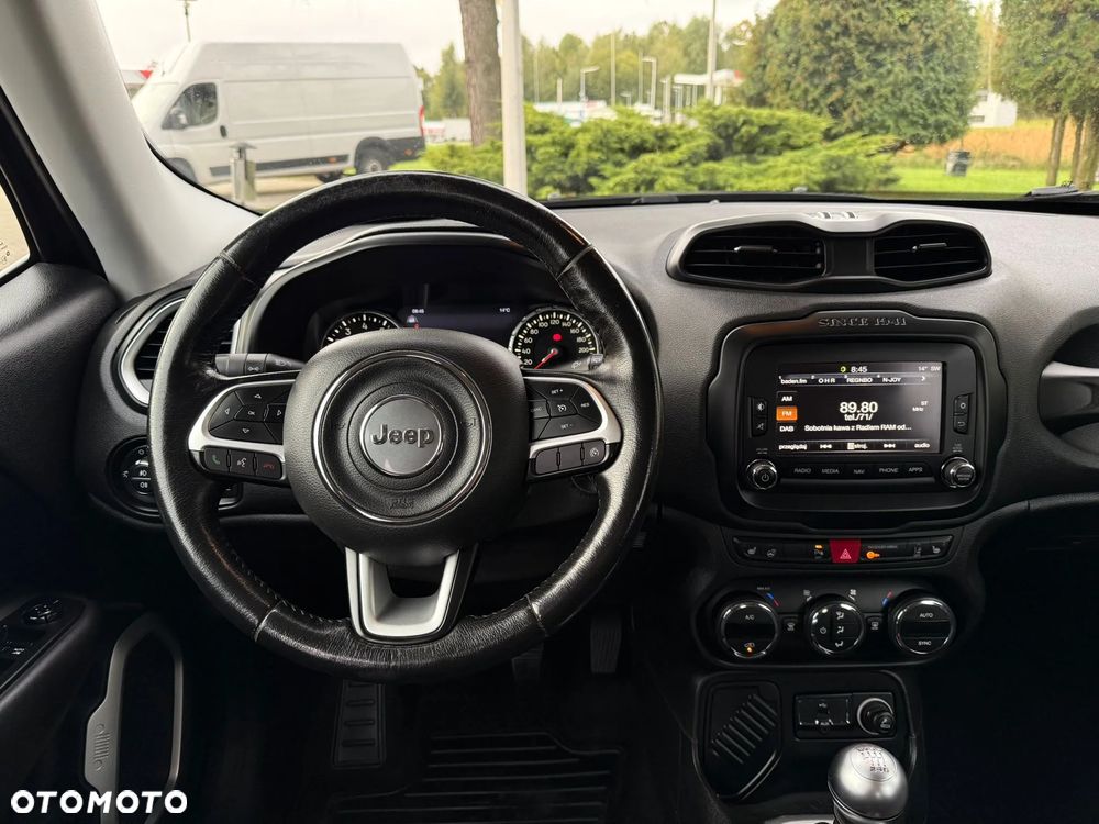 Jeep Renegade 1.4 MultiAir Limited - 26