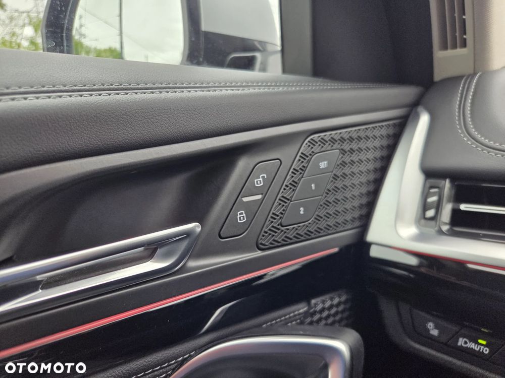 BMW X1 xDrive20d xLine sport - 11