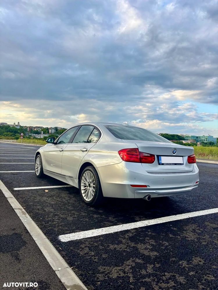 BMW Seria 3 320d Efficient Dynamic Edition Aut. Luxury Line - 5
