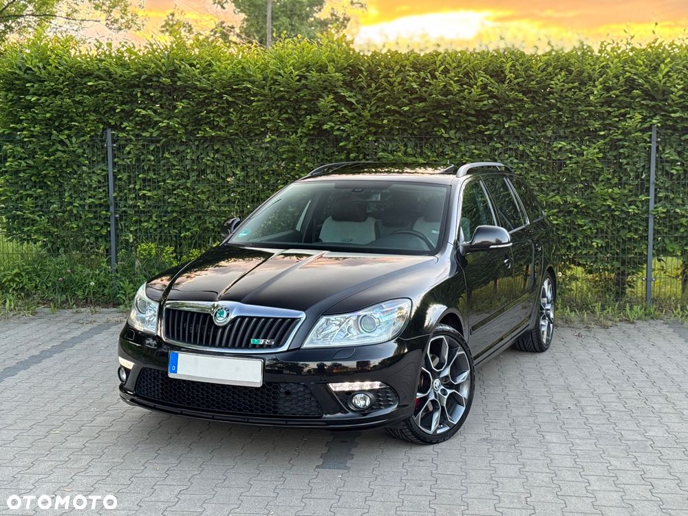 Skoda Octavia 2.0 TDI CR DPF DSG RS - 21