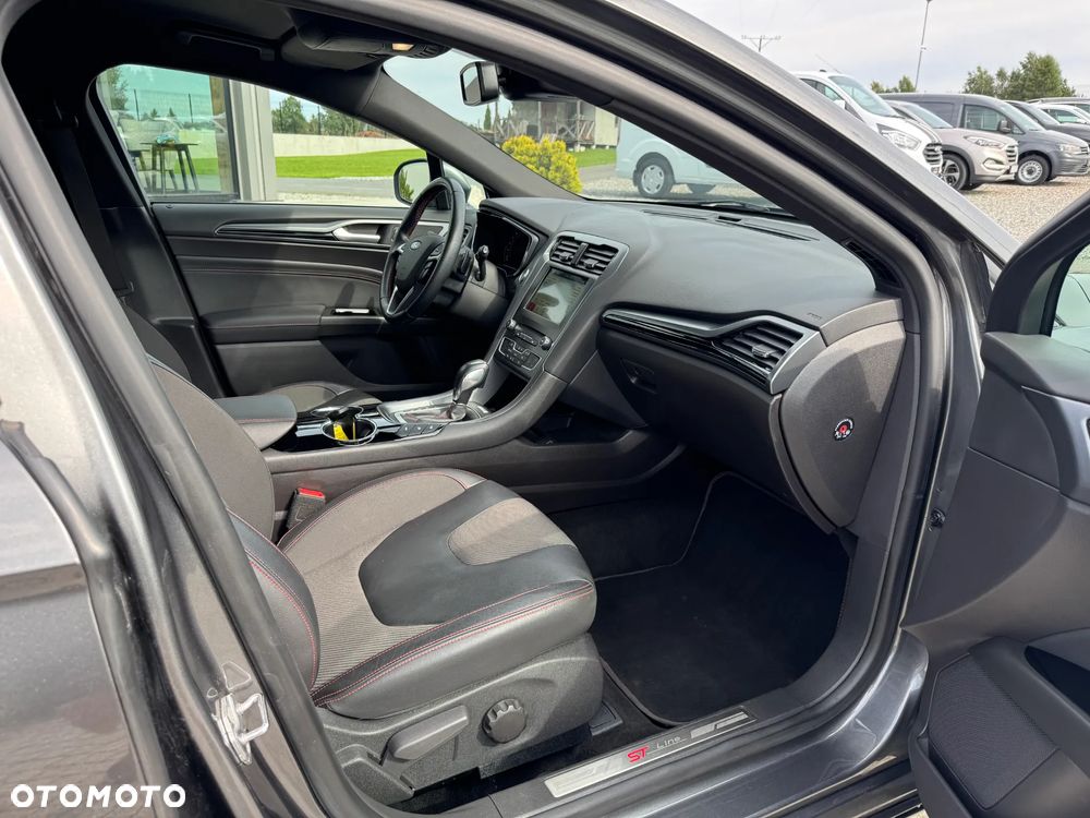 Ford Mondeo 2.0 TDCi ST-Line PowerShift - 17