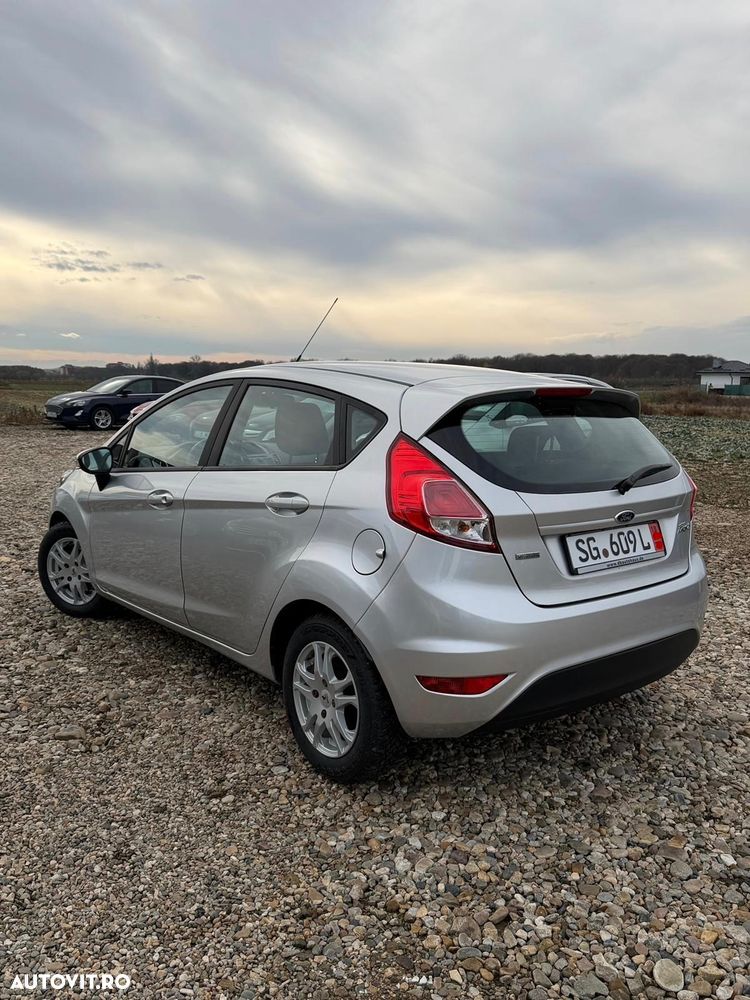 Ford Fiesta 1.6 TDCI Champions Edition - 10