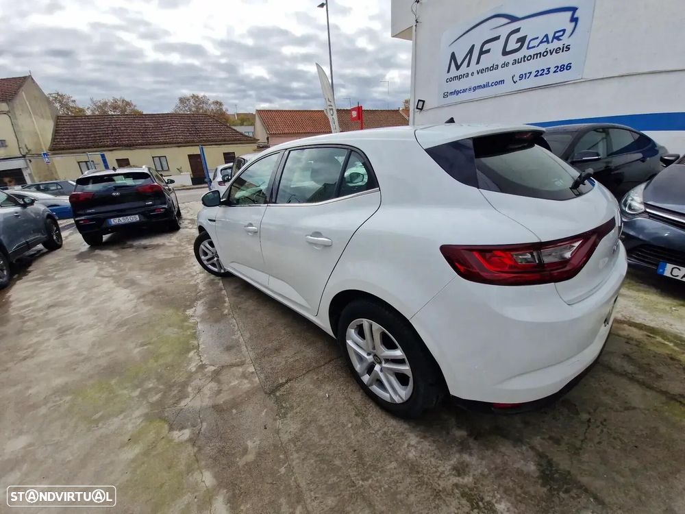Renault Mégane - 4