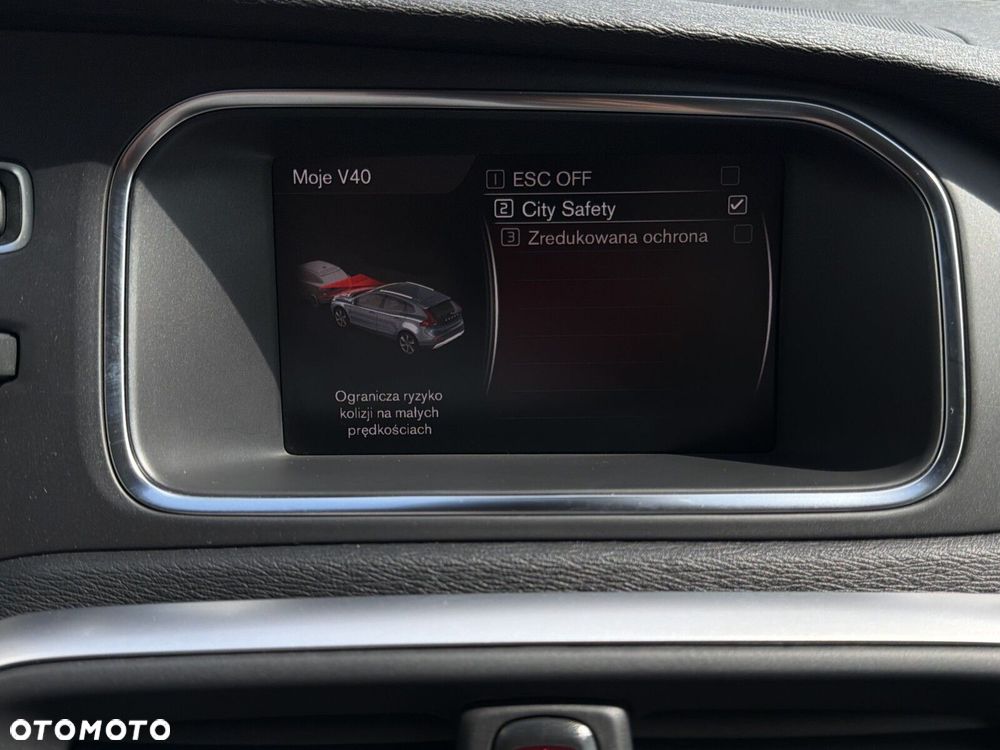 Volvo V40 - 27