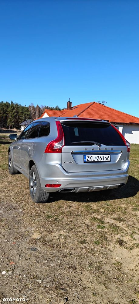 Volvo XC 60 D4 Drive-E Ocean Race - 6