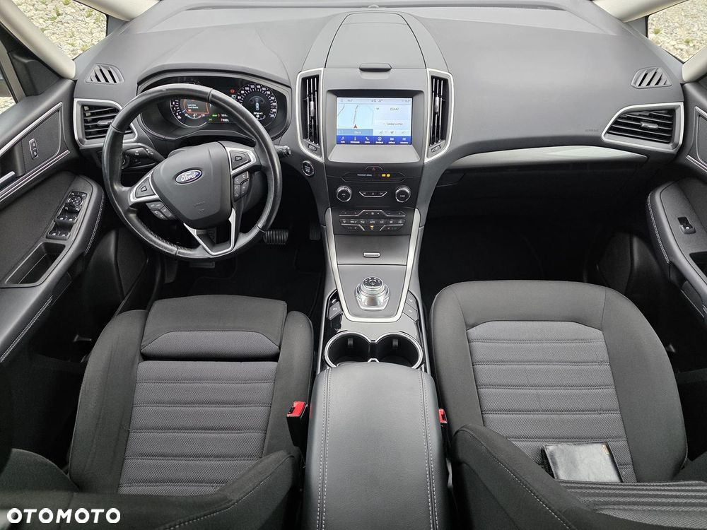 Ford S-Max 2.5 Duratec FHEV TREND - 17