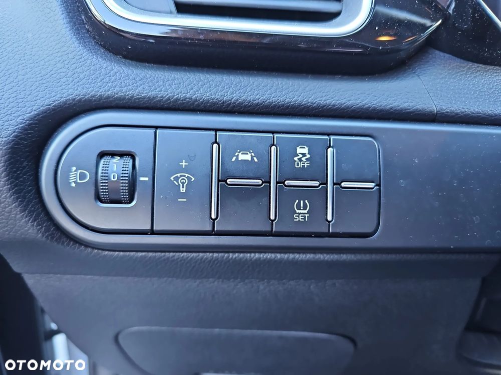 Kia XCeed 1.5 T-GDI L - 23