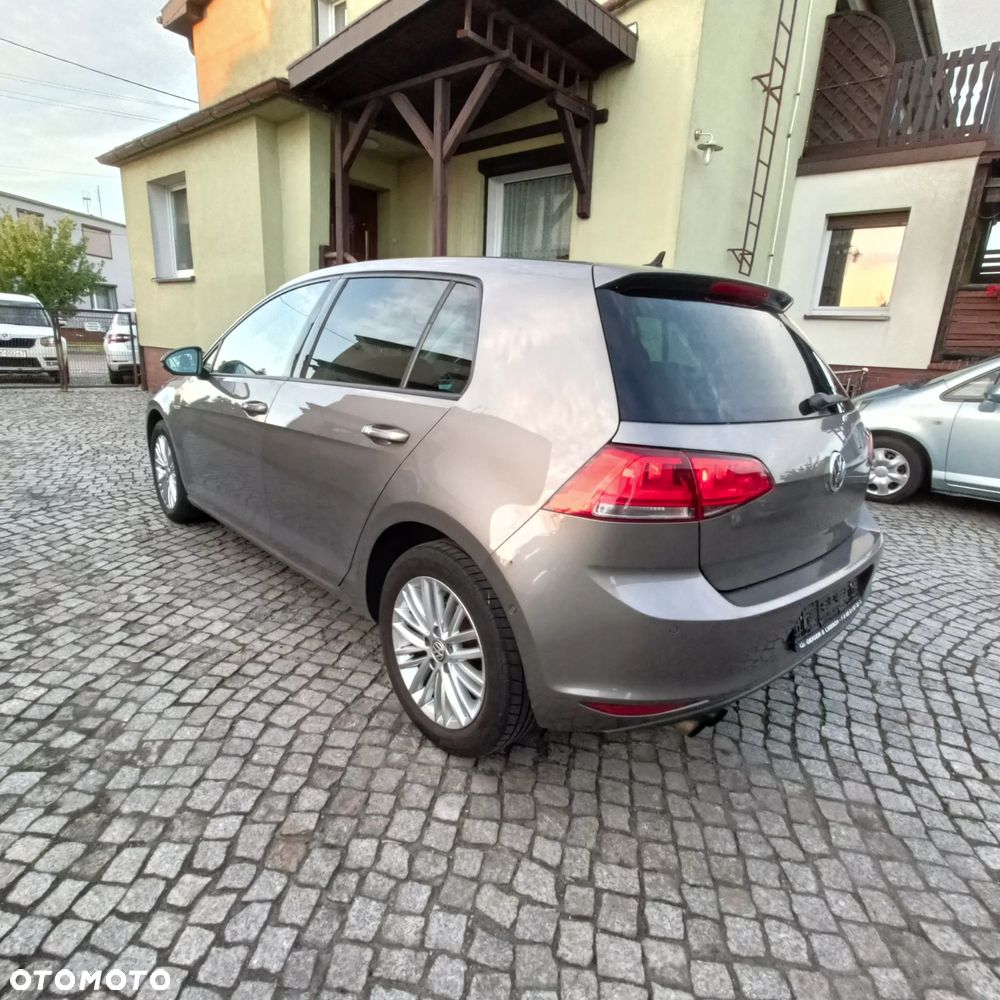 Volkswagen Golf 1.4 TSI BlueMotion Technology Cup - 5