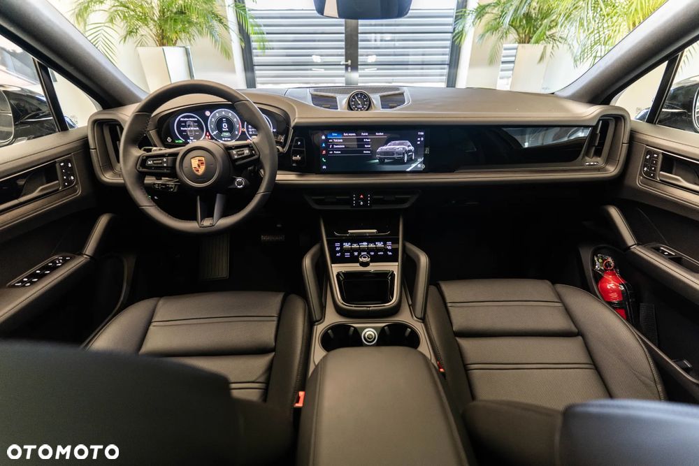 Porsche Cayenne Black Edition - 11