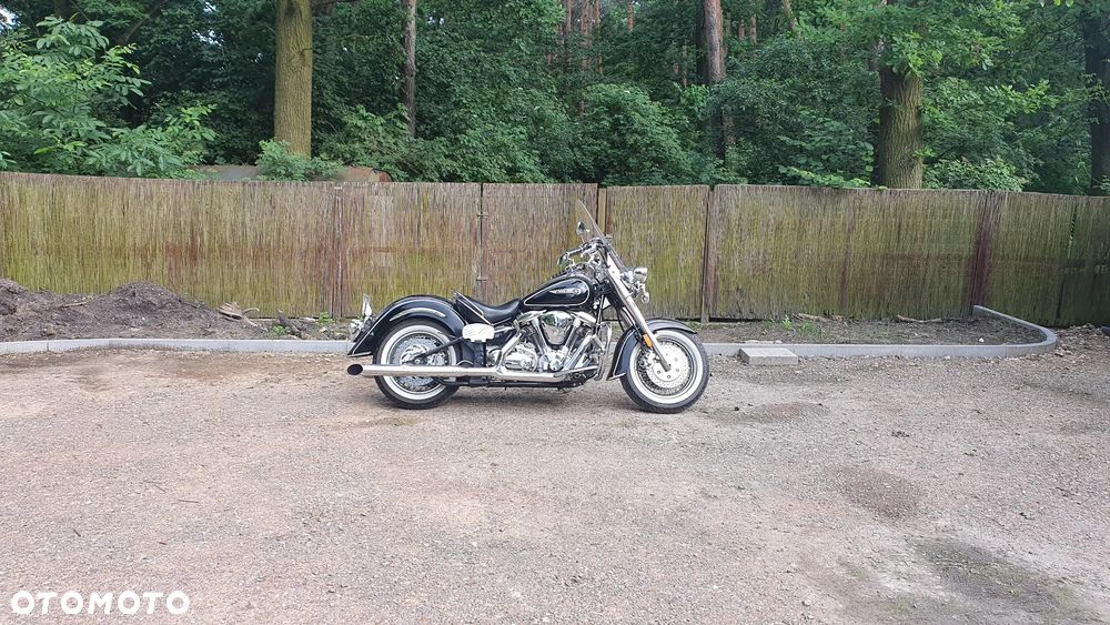 Yamaha Road Star - 12