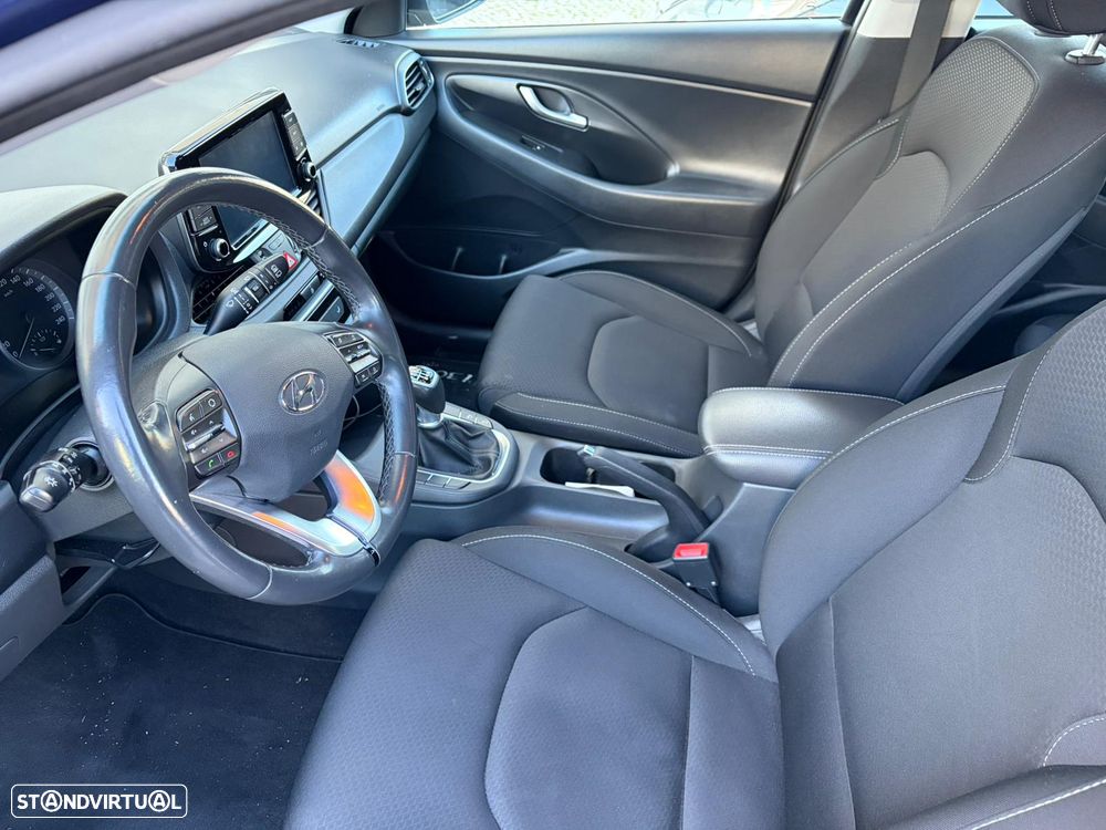 Hyundai i30 SW 1.6 CRDi Style+Navi - 5