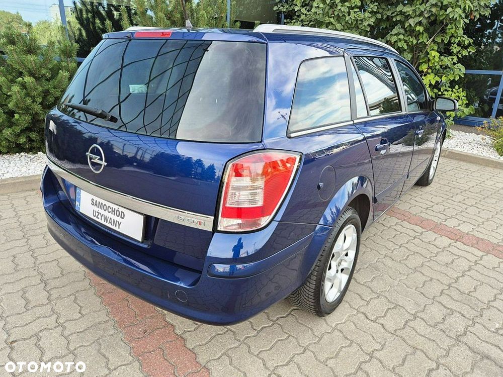 Opel Astra 1.9 CDTI Caravan Cosmo - 19