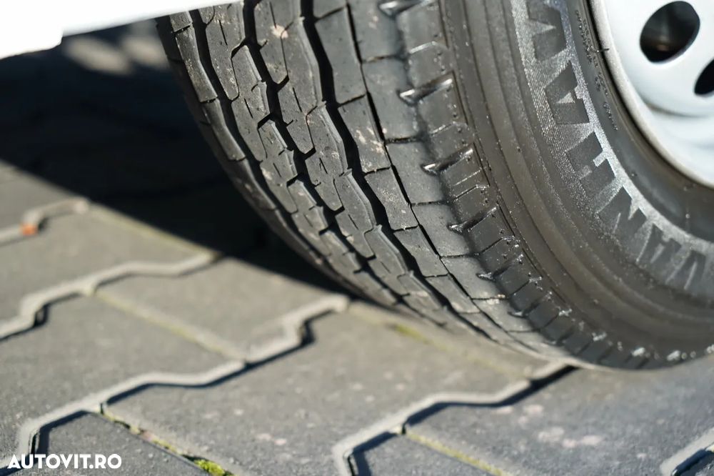 Citroën E-JUMPY XL / TABLĂ / Furgonetă / AUTOMATĂ / ELECTRICĂ / IMPORTATĂ / 2022 - 16