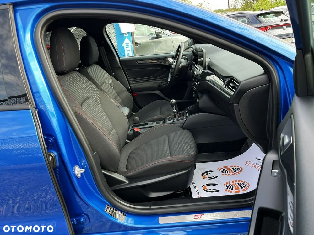 Ford Focus 1.0 EcoBoost ST-Line Business - 31
