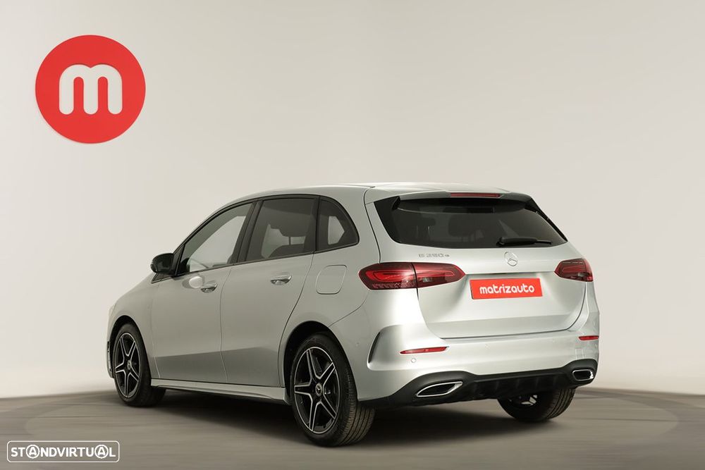 Mercedes-Benz B 250 e AMG Line - 3