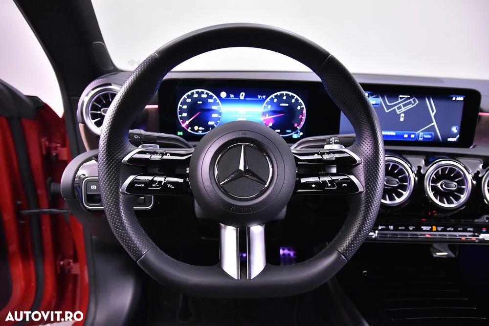 Mercedes-Benz CLA 200 MHEV Coupe - 16