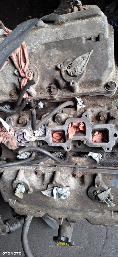 Silnik słupek Chrysler 300M 3,5 v6 2002 - 5