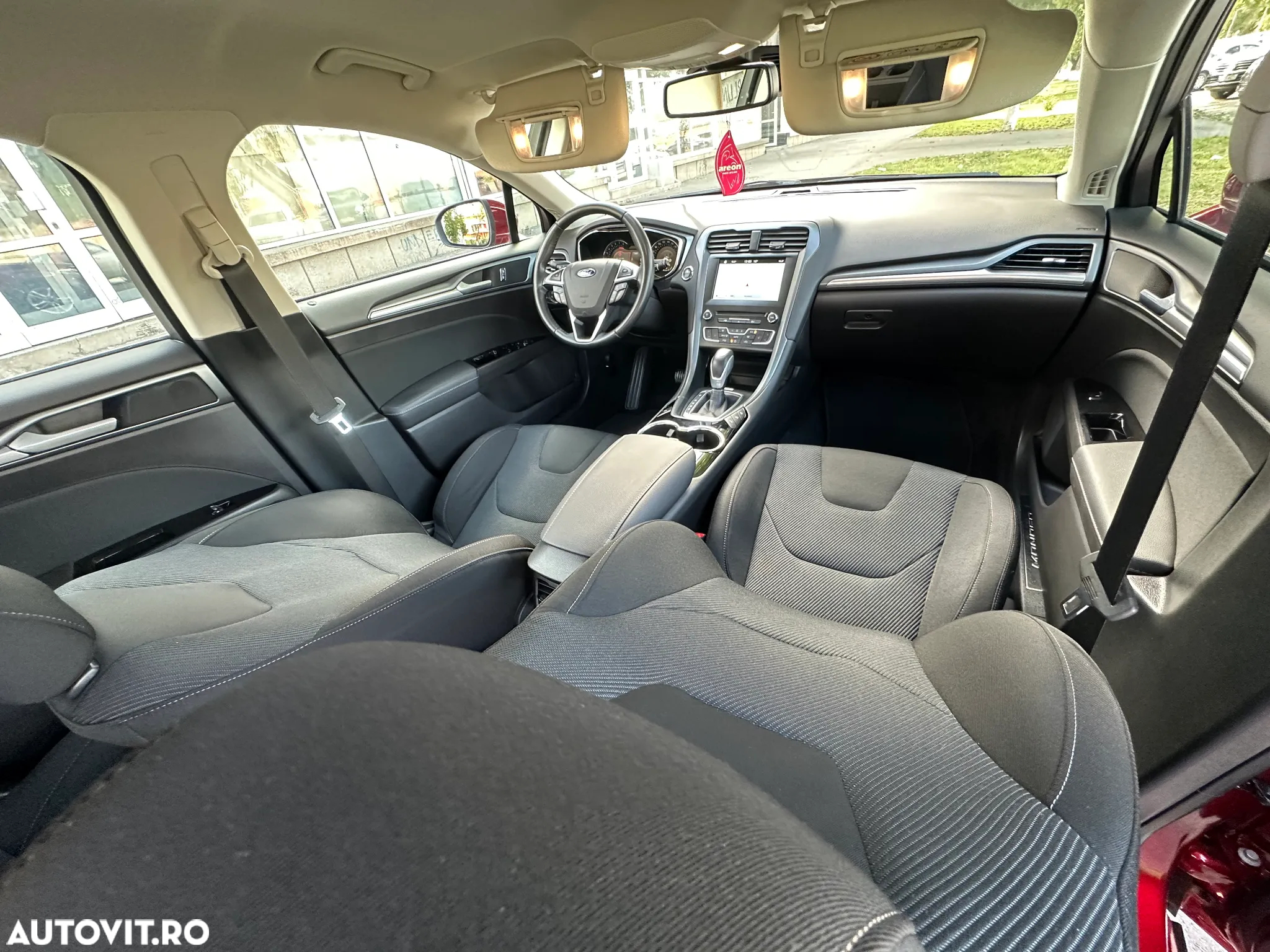 Ford Mondeo 1.5 EcoBoost Titanium - 11