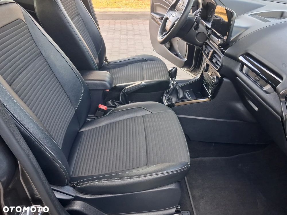 Ford EcoSport 1.0 EcoBoost TITANIUM - 32