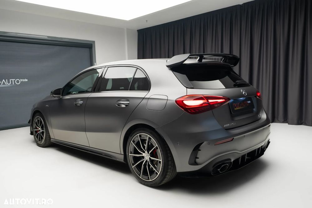 Mercedes-Benz A 35 AMG Sedan 4Matic MHEV 8G-DCT - 4