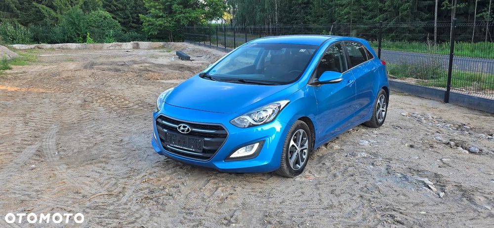 Hyundai i30 blue 1.4 Style - 5
